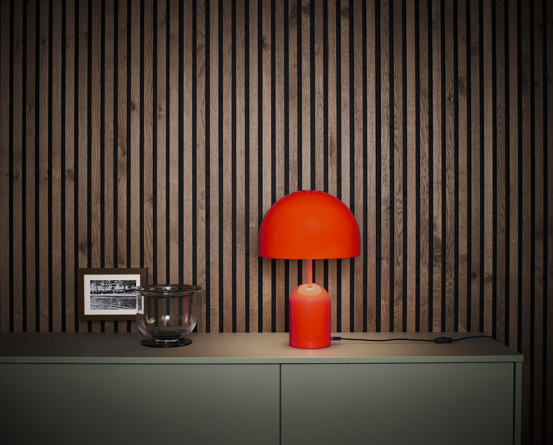 Moodschuss, Lack und Dekor Stripewood